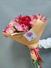 Букет малиновое вино в Вычегодском Букет цветов из:  Альстромерии в Вычегодском