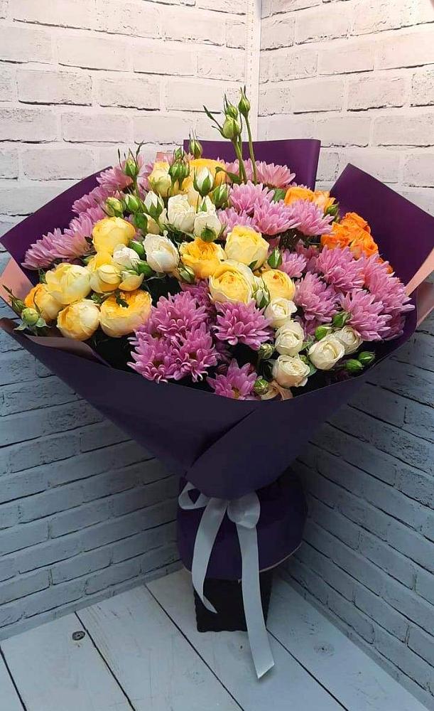 Букет цветов из: Хризантемы и Розы в Вычегодском