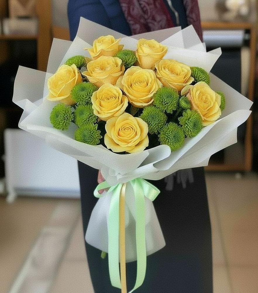 Букет цветов из: Хризантемы и Розы в Вычегодском