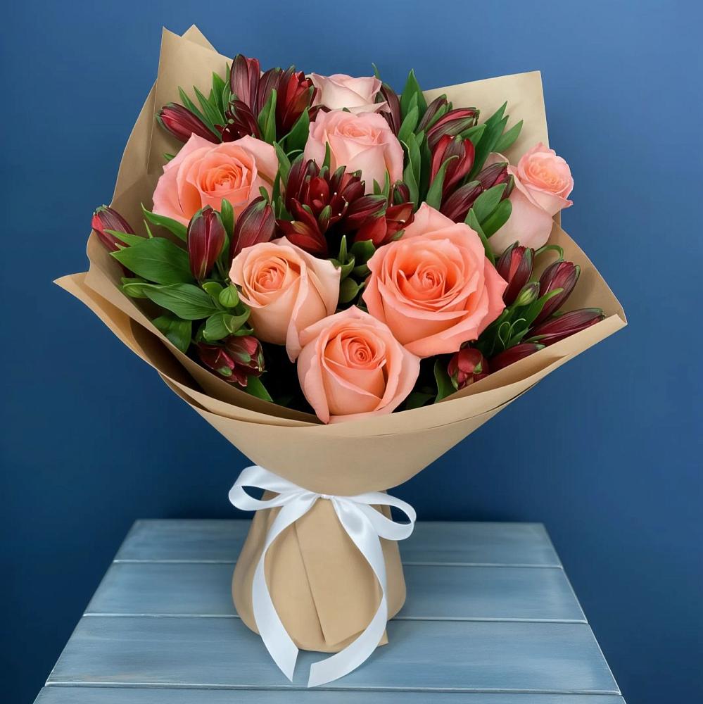 Букет Сплетённые любовью в Вычегодском Букет цветов из: Розы и Альстромерии в Вычегодском