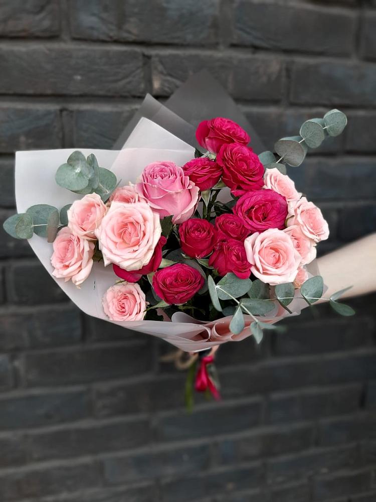 Букет роз Чудесное настроение в Вычегодском Букет Чудесное настроение в Вычегодском