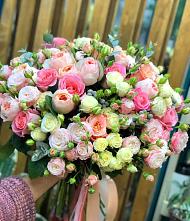 Букет цветов из:  Розы #REPLACE_PRED# Вычегодском