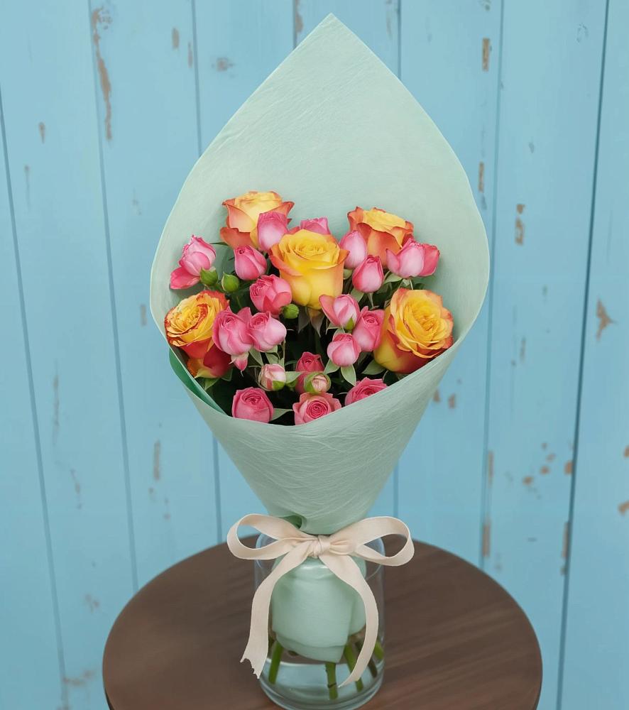 Букет Отличное настроение в Вычегодском Букет цветов из: Розы в Вычегодском