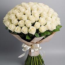 Букет 101 беля роза Белоснежка в Вычегодском