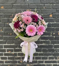 Букет цветов из:  Герберы и Хризантемы в Вычегодском