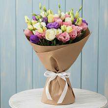 Букет цветов из:  Лизиантусы в Вычегодском